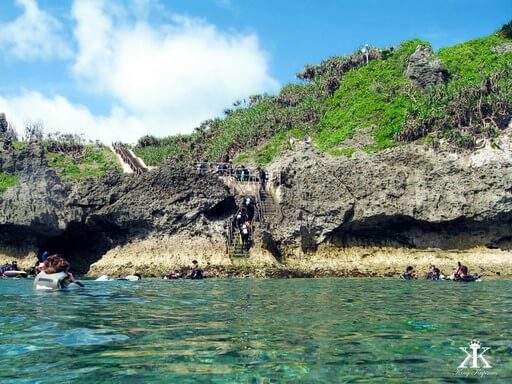 Diving Okinawa | Walking Through Wonderland
