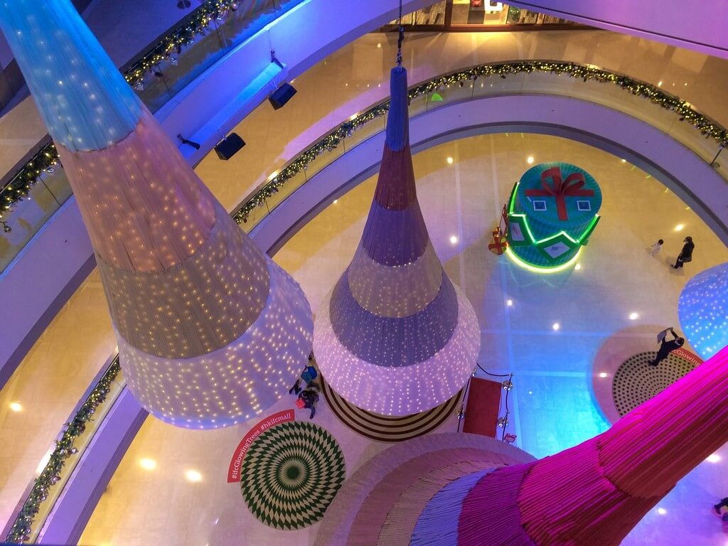 IFC Mall Rooftop | Walking Through Wonderland